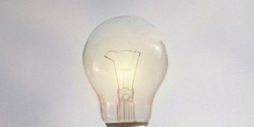 Зберегти світло: у програмі ЄС та Уряду з обміну лампочок через портал Дія можуть узяти участь освітні та медичні заклади