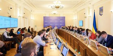 Команда Міністерства цифрової трансформації презентувала проекти з цифрової освіти та розвитку малого та середнього бізнесу