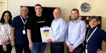 Михайло Федоров вручив «Відзнаку миру» компанії Amazon