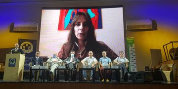 Зображення новини Понад 5 тис. адміністраторів ЦНАП надають послуги через Дію