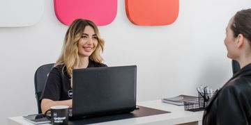 У Варшаві відкрили консультаційний центр для українців Дія.Бізнес