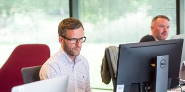 Зображення новини Кіберпол та Мінцифра викрили чоловіка, який підробляв COVID-сертифікати на Львівщині