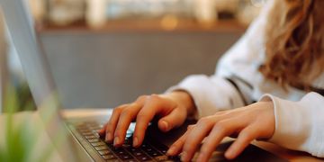 Дія.Engine відповідає специфікаціям міжнародної ініціативи GovStack. Це відкриває нові можливості для співпраці та обміну досвідом у сфері govtech з іншими країнами