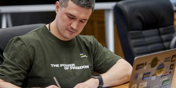 Початок потужної цифрової співпраці: Мінцифра, Держспецзв’язку та Міністерство цифровізації Японії підписали меморандум