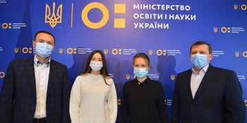 Мінцифра та Міносвіти запустили платформу «Всеукраїнська школа онлайн»