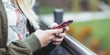 Небанківські фінансові установи можуть приймати документи із застосунку Дія