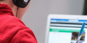 На платформі «Всеукраїнська школа онлайн» зареєструвались більше 100000 учнів, вчителів і слухачів