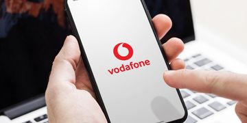 Vodafone починає обслуговування в магазинах із застосунком Дія