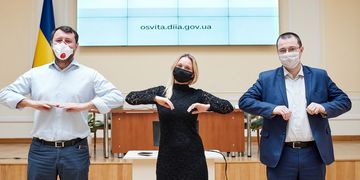 З’явився освітній серіал «Оплата комуналки онлайн. Залишайся вдома»