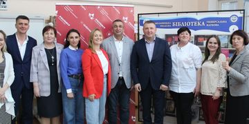 Мінцифра цифровізує бібліотеки Хмельниччини: передали 300 комп’ютерів у межах Дія.Цифрова освіта