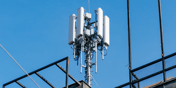 Парламент підтримав законопроєкт для пришвидшення розбудови мереж мобільного звʼязку