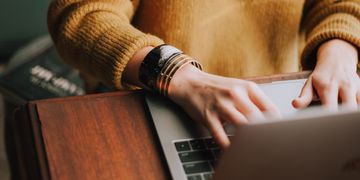 «Говорить бізнес. Де і як комунікувати під час війни». Запускаємо безоплатне навчання для підприємців