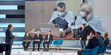 Міністр цифрової трансформації Михайло Федоров у прямому ефірі показав, як за 23 хвилини можна зареєструвати дитину онлайн