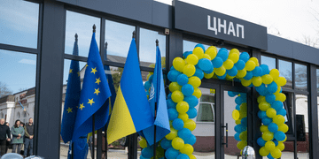 Від ID-картки до реєстрації бізнесу: у постраждалій Баштанці Мінцифра, ЄС і ПРООН відкрили модульний ЦНАП