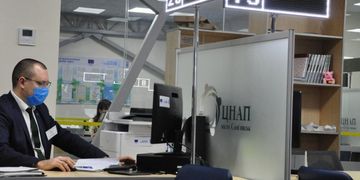 Як українці отримують адміністративні послуги під час COVID-19?