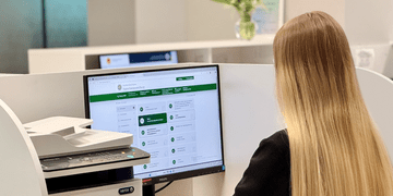 Вчимо українців самостійно отримувати онлайн-послуги в ЦНАПах: результати пілотного проєкту