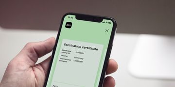 У застосунку Дія з’явився COVID-сертифікат у PDF-форматі: як згенерувати