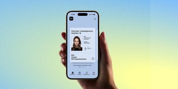 Держава в смартфоні: у Дії українці мають 17,9 мільйона електронних паспортів