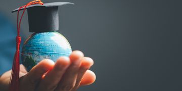 Освіта дітей за кордоном: оновлений склад піклувальної ради Міжнародної української школи