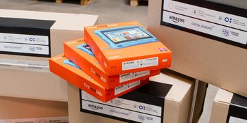 Техніка для навчання: майже 6 тисяч девайсів для українських школярів від компанії Amazon