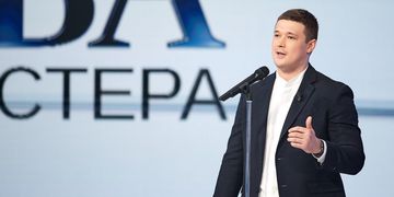 7 хвилин на відкриття бізнесу: міністр цифрової трансформації Михайло Федоров у прямому ефірі показав, як працює портал Дія