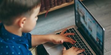 Мінцифра успішно впроваджує міжнародні рекомендації щодо захисту дітей в інтернеті