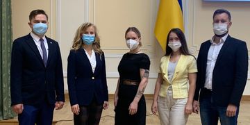 «Публічні консультації онлайн» — новий серіал на Дія.Цифрова освіта