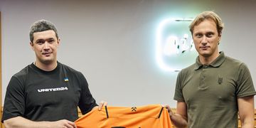 Зображення новини Футбольний клуб «Шахтар» став партнером UNITED24 і виставив на благодійний продаж цифрову копію поля “Донбас-Арена”