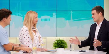 Зображення новини Згенерувати COVID-сертифікат на порталі Дія можна буде наприкінці вересня — Михайло Федоров