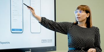 Поповнити транспортну картку та переглянути історію поїздок: нові можливості застосунку е-Тернопіль