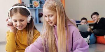 Безоплатна англійська для дітей: онлайн-школа All Right приєдналася до мовної програми Future Perfect