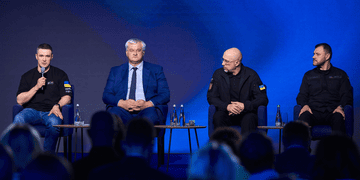 Зображення новини Гранти Brave1, пілотний запуск 5G та нові послуги в Дії — Михайло Федоров презентував плани Мінцифри на 2025–2026 роки