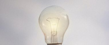 Зображення новини Зберегти світло: у програмі ЄС та Уряду з обміну лампочок через портал Дія можуть узяти участь освітні та медичні заклади