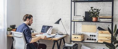 Зображення новини Уряд запровадив надзвичайну ситуацію та карантин до 24 квітня