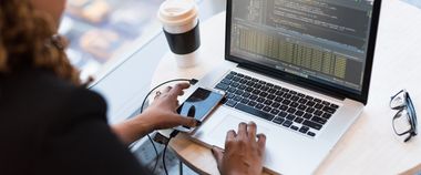 Зображення новини Іноземні ІТ-спеціалісти зможуть віддалено вести бізнес в Україні: комітет підтримав законопроєкт