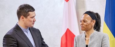 Зображення новини Україна вдячна Швейцарії за підтримку під час війни — Михайло Федоров зустрівся з генеральною директоркою SDC