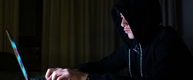 Зображення новини Мінцифра та Кіберпол викрили розробника фейкової копії застосунку Дія