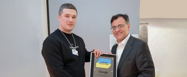 Зображення новини Михайло Федоров вручив першу «Відзнаку миру» компанії Google