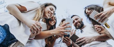 Зображення новини Мінцифра шукає тих, хто проведе соціологічне дослідження з цифрової грамотності