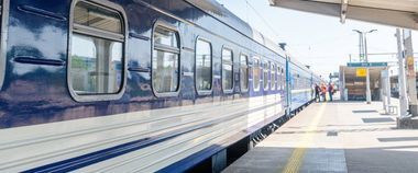 Зображення новини Укрзалізниця інтегрувала Дію у свій застосунок: тепер придбати квиток Київ — Варшава чи оформити повернення онлайн можна лише з Дія.Підписом