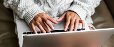 Кожен другий українець, який отримував е-послуги, використовував Дію, — результати соцопитування