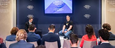 Зображення новини Михайло Федоров виступив на форумі Young Global Leaders у Давосі