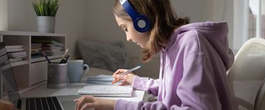 Зображення новини Всеукраїнська школа онлайн забезпечить безперервне онлайн-навчання учнів 5-11 класів протягом всього навчального року