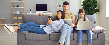 Зображення новини За підтримки Мінцифри Facebook запускає в Україні платформу з цифрової освіти