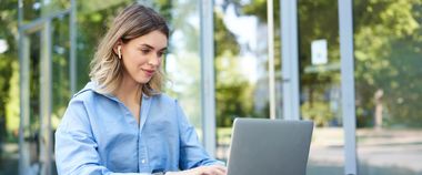 Зображення новини Розпочніть кар’єрний шлях в ІТ: новий освітній серіал на Дія.Освіта для жінок, які хочуть працювати у сфері технологій