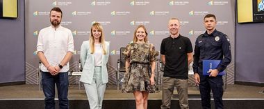 Зображення новини В Україні з’явився документальний аудіосеріал про торгівлю людьми