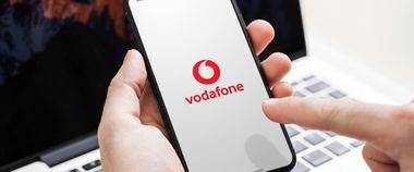 Зображення новини Vodafone починає обслуговування в магазинах із застосунком Дія