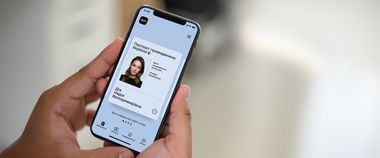 Михайло Федоров: “З грудня українці зможуть здійснювати касові операції в банках з е-паспортом в Дії”