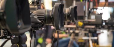 Зображення новини Оновлено! Спільний онлайн-брифінг Мінцифри, Мінекономіки, Мінсоцполітики та ПФУ щодо виплат матеріальної допомоги ФОПам та найманим працівникам через портал та застосунок Дія