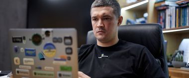 Зображення новини Михайло Федоров про масштабний збір на FPV-дрони, результати ударних рот БПЛА та виробництво дронів